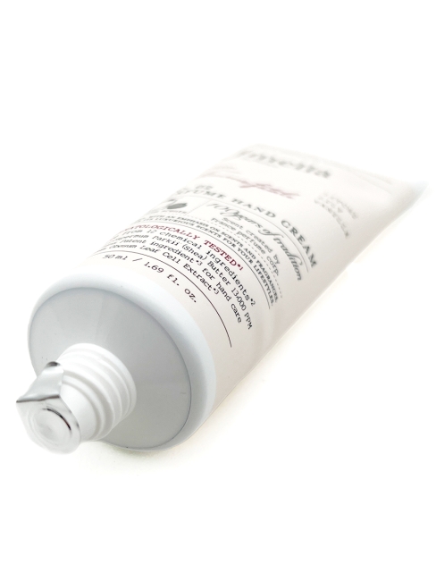 Jmella Парфюмированный крем для рук "Роковая женщина" N0.02 In France Femme Fatale Perfume Hand Cream, 50 мл