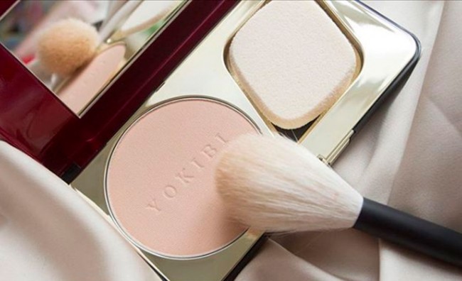 Yokibi Powder Foundation Light Ochre Компактная эссенция-пудра Тон-200, 11 г Yokibi Powder Foundation Light Ochre Компактная эссенция-пудра Тон-200, 11 г