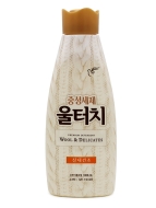 Pigeon Гель концентрат для стирки шерсти и шелка Wool & Delicates Premium Detergent, 1000 мл Pigeon Гель концентрат для стирки шерсти и шелка Wool & Delicates Premium Detergent, 1000 мл