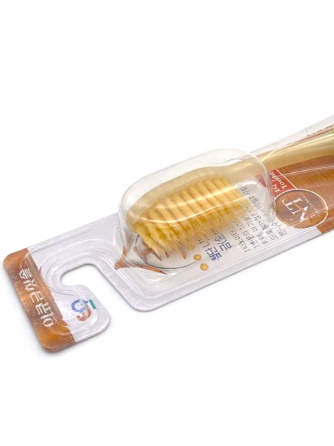 EQ MaxOn Зубная щетка со сверхтонкими щетинками двойной высоты и инновационной ручкой, с ионами золота, средней жесткости, Голубая Nano Tehnology Blue, 1 шт