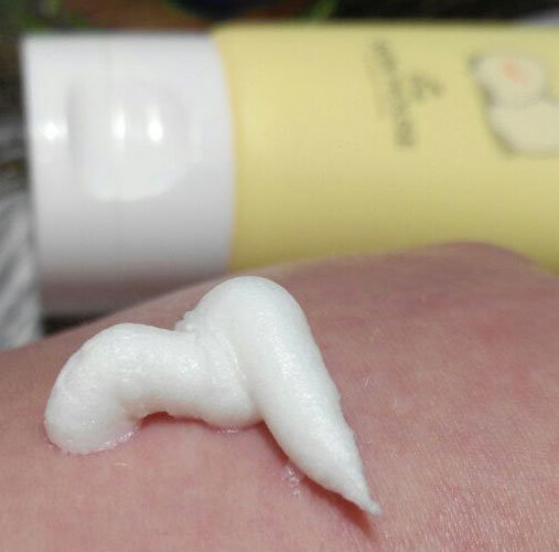 The Skin House Egg Pore Corset Foam Пенка для глубокого очищения и сужения пор, 120 мл