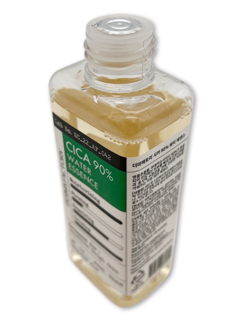 Derma Factory Успокаивающая эссенция для лица с экстрактом центеллы азиатской Cica 90% Water Essence, 150 мл