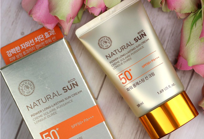THE FACE SHOP Natural Sun Eco Power Longlasting Sun SPF50+/PA+++ Осветляющий солнцезащитный крем для лица, 50 мл THE FACE SHOP Natural Sun Eco Power Longlasting Sun SPF50+/PA+++ Осветляющий солнцезащитный крем для лица, 50 мл