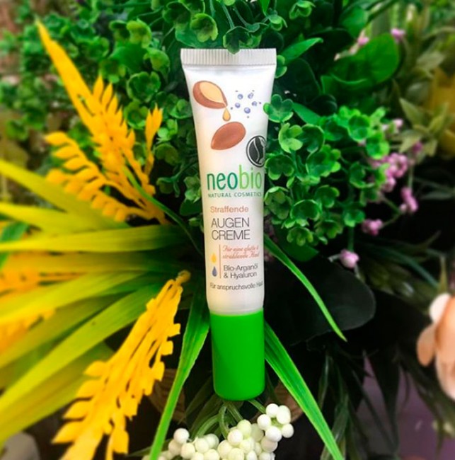 Neobio Разглаживающий крем для кожи вокруг глаз, 15 мл Neobio Разглаживающий крем для кожи вокруг глаз, 15 мл