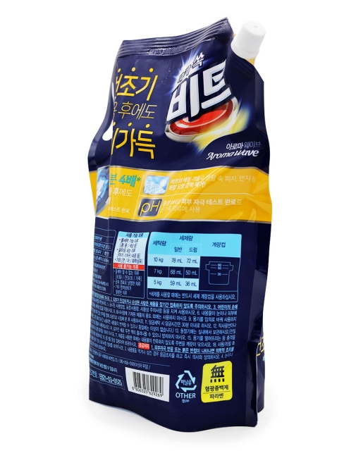 LION Гель концентрат парфюмированный для стирки Cвежая ромашка Aroma Wave Fresh Chamomile Musk, 2000 мл