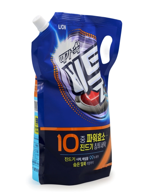 LION Гель концентрат для стирки с ферментами Beat Liquid Drum, 2000 мл