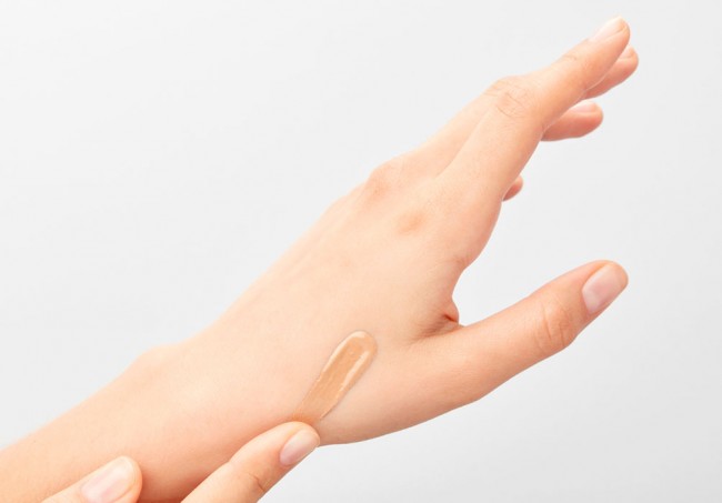 Enough Collagen 3in1 Whitening Moisture Foundation SPF15 #21 Тональный крем, 100 мл