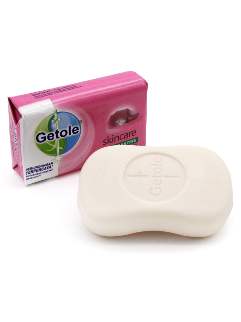 Getole Туалетное мыло с антибактериальным эффектом и ароматом розы Antibacterial Multi-Vitamin Soap, 110 г