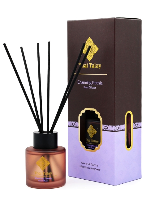 Thai Talay Аромадиффузор с палочками Очаровательная фрезия Aroma Oil Essense Reed Diffuser Charming Freesia, 50 мл