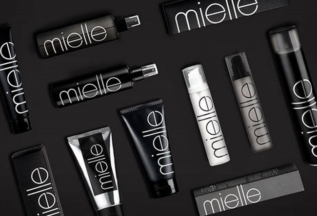 Mielle Professional Modern Oil Масло для волос с современным ароматом, 120 мл Mielle Professional Modern Oil Масло для волос с современным ароматом, 120 мл