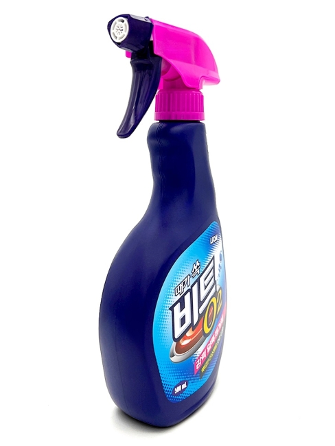 Lion Кислородный пятновыводитель для всех видов тканей, кроме шёлка и шерсти Beat O2 Spray, 500 мл