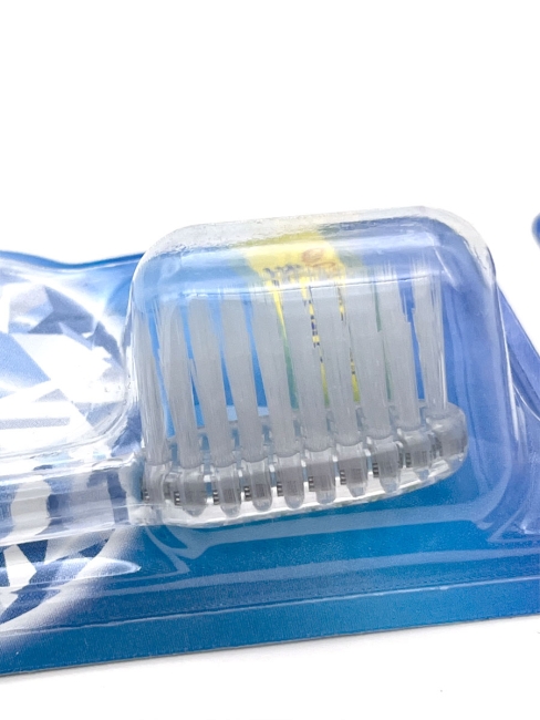 Mukunghwa Зубная щётка со сверхтонкой щетиной разной длины с анионами средняя жесткость Xyldent White Crystal White, 1шт Mukunghwa Зубная щётка со сверхтонкой щетиной разной длины с анионами средняя жесткость Xyldent White Crystal White, 1шт