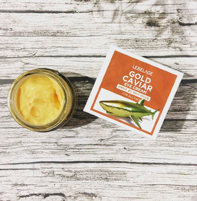 Lebelage Gold Caviar Eye Cream Крем для области вокруг глаз с экстрактом икры, 70 мл Lebelage Gold Caviar Eye Cream Крем для области вокруг глаз с экстрактом икры, 70 мл