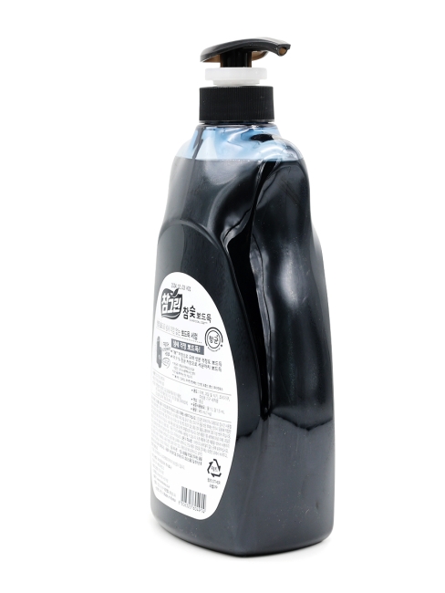 LION Жидкость для мытья посуды с дозатором с экстрактом угля Chamgreen Charcoal Pump, 1000 г