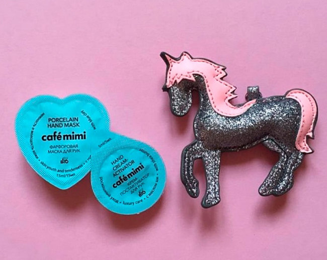 Кафе Красоты Фарфоровая маска для рук “Нежность и молодость кожи” с голубой глиной, 15 мл + постактиватор 5 мл