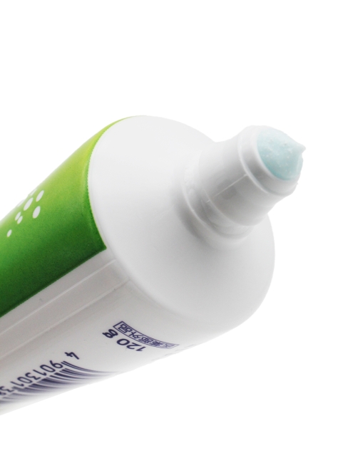 KAO Зубная паста от кариеса с микрогранулами натуральная мята Clear Clean Natural Mint, 120 г