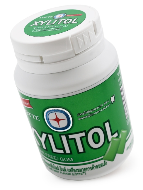 LOTTE Жевательная резинка с ксилитолом без сахара освежающая лайм и мята Xylitol Gum Lime Mint Flavor, 52 г LOTTE Жевательная резинка с ксилитолом без сахара освежающая лайм и мята Xylitol Gum Lime Mint Flavor, 52 г