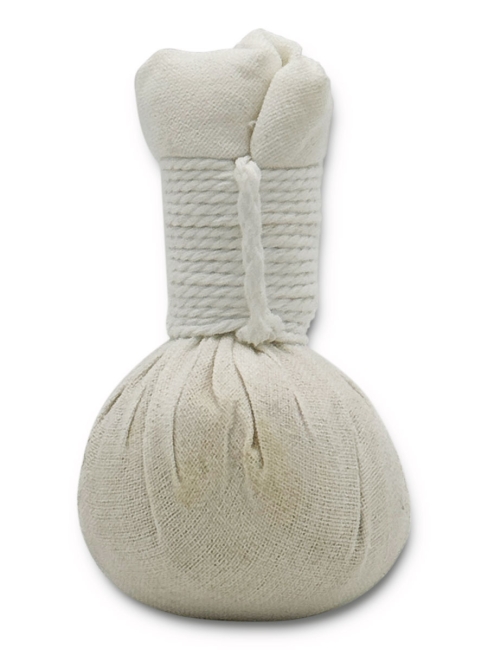 Mae Yai Травяной мешочек для тайского горячего массажа, 70 г Mae Yai Травяной мешочек для тайского горячего массажа, 70 г