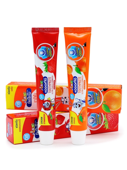 Lion Набор детских кремовых зубных паст с 6 месяцев  Клубника и Апельсин Kodomo Ultra Shield Cream, 2 шт x 40 г