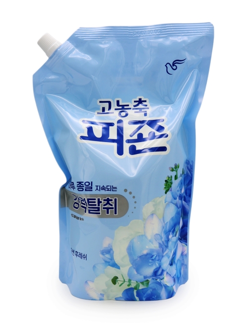 Pigeon Кондиционер для белья парфюмированный супер-концентрат с ароматом голубого неба Rich Perfume Blue Bianca, 1600 мл Pigeon Кондиционер для белья парфюмированный супер-концентрат с ароматом голубого неба Rich Perfume Blue Bianca, 1600 мл