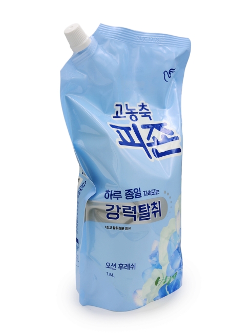 Pigeon Кондиционер для белья парфюмированный супер-концентрат с ароматом голубого неба Rich Perfume Blue Bianca, 1600 мл Pigeon Кондиционер для белья парфюмированный супер-концентрат с ароматом голубого неба Rich Perfume Blue Bianca, 1600 мл