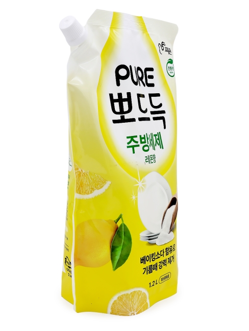 Pigeon Corp. Средство концентрированное для мытья посуды с экстрактом Лимона Pure Lemon Detergent, 1200 мл Pigeon Corp. Средство концентрированное для мытья посуды с экстрактом Лимона Pure Lemon Detergent, 1200 мл