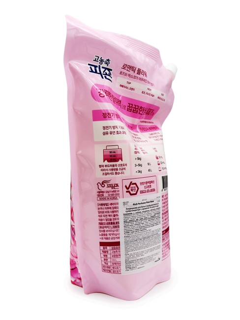 Pigeon Кондиционер для белья парфюмированный супер-концентрат с ароматом розового сада Rich Perfume Pink Rose, 1600 мл