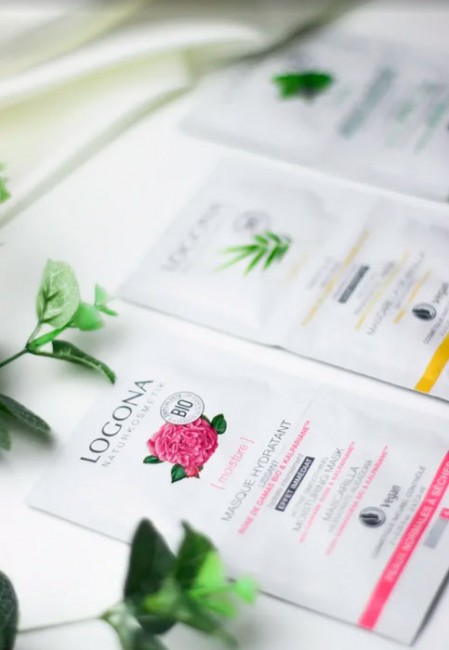 Logona Маска Active Smoothing Moisturing Mask для увлажнения и активного разглаживания с Био-Дамасской Розой и комплексом Kalpariane, 15 мл