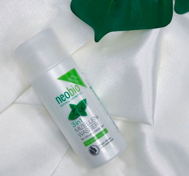 Neobio Мицеллярная вода 3 в 1 с био-мятой и морской солью, 150 мл Neobio Мицеллярная вода 3 в 1 с био-мятой и морской солью, 150 мл