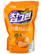 Lion Средство для мытья посуды, овощей и фруктов с ароматом цитруса Chamgreen Cheonhyehyang, 1400 мл