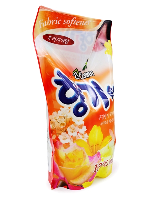 Sandokkaebi Кондиционер для белья Фрезия Soft Aroma Fresia, 1300 мл