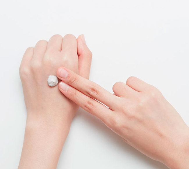 DerMeiren Wash Off Mud Mask Маска с глиной и морской солью для глубокого очищения пор, 30 г