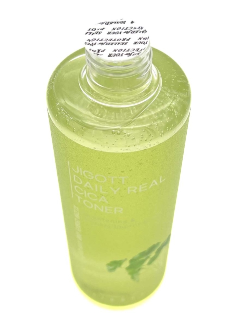 Jigott Тонер для лица с экстрактом центеллы азиатской Daily Real Cica Toner, 300 мл Jigott Тонер для лица с экстрактом центеллы азиатской Daily Real Cica Toner, 300 мл
