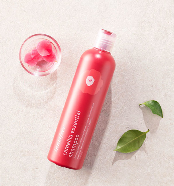 Innisfree Camellia Essential Shampoo Безсиликоновый шампунь с маслом камелии, 300 мл