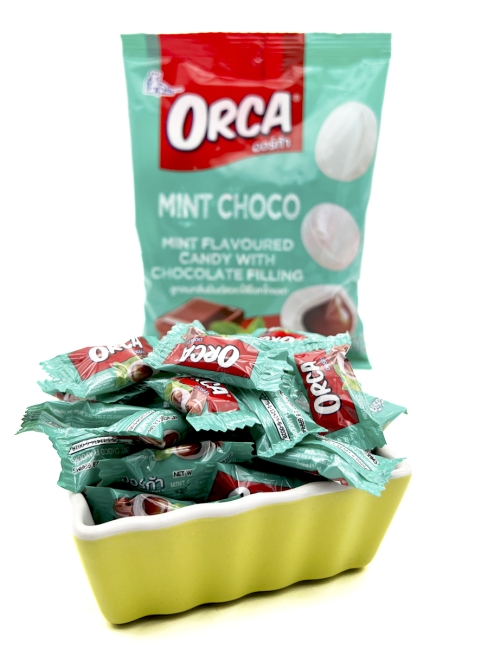 Boonprasert Конфеты карамель леденцовая со вкусом мяты и шоколадной начинкой Orca Mint Choco Mint Flavoured Candy With Chocolate Felling (50 шт), 140 г