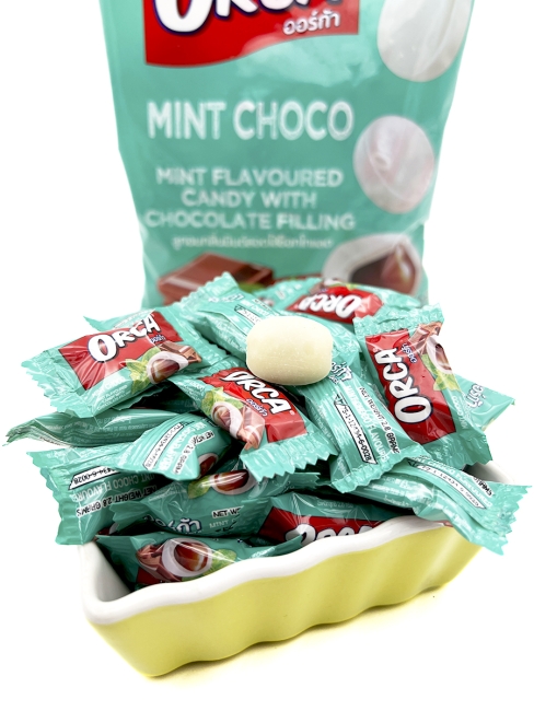 Boonprasert Конфеты карамель леденцовая со вкусом мяты и шоколадной начинкой Orca Mint Choco Mint Flavoured Candy With Chocolate Felling (50 шт), 140 г