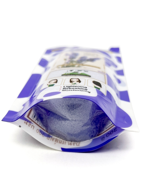 Yoko Скраб для тела солевой с лавандой и молоком Lavender Spa Milk Salt, 300 г