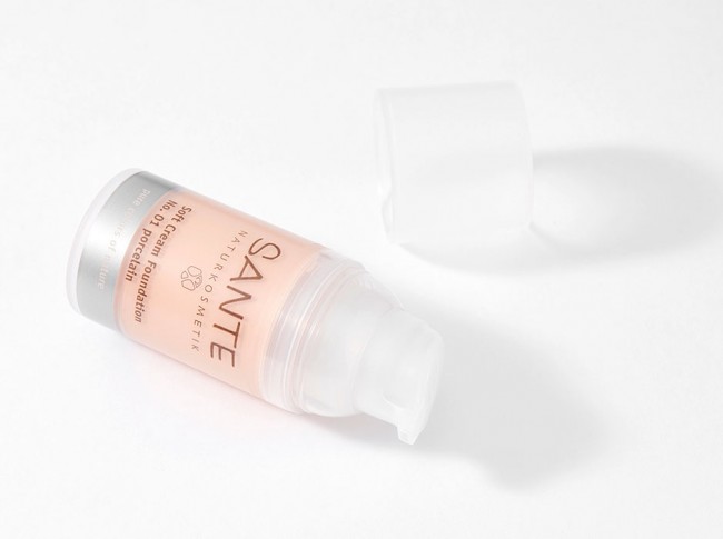 Sante Naturkosmetik Soft Cream Foundation Тональный крем № 01 Фарфоровый, 30 мл