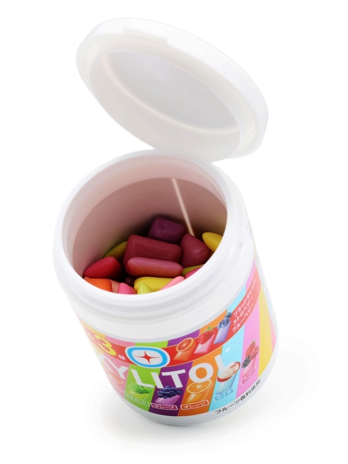 LOTTE Жвачка 7+3 фруктовый вкус с ксилитом в банке Xylitol Assort Family Bottle 7+1, 133 г