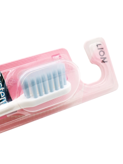 LION Зубная щетка мягкой жесткости в ассортименте Systema Toothbrush For Weak Gums, 1 шт LION Зубная щетка мягкой жесткости в ассортименте Systema Toothbrush For Weak Gums, 1 шт