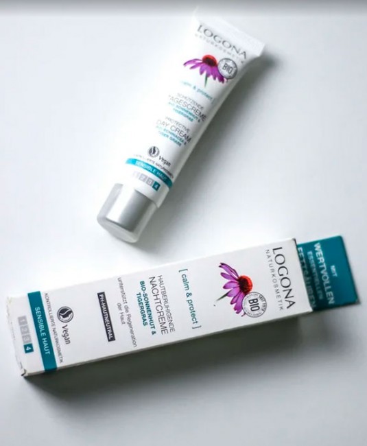 Logona Protective Day Cream Защитный дневной крем с био-эхинацеей и био-центеллой, 30 мл Logona Protective Day Cream Защитный дневной крем с био-эхинацеей и био-центеллой, 30 мл