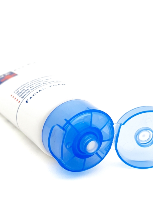 Mistine Пенка для умывания от угрей и прыщей Acne Clean Facial Foam, 85 г