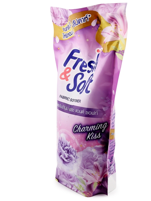 LION Кондиционер для стирки белья парфюмированный Фиолетовый роман Essence Fresh & Soft Violet Romance, 500 мл