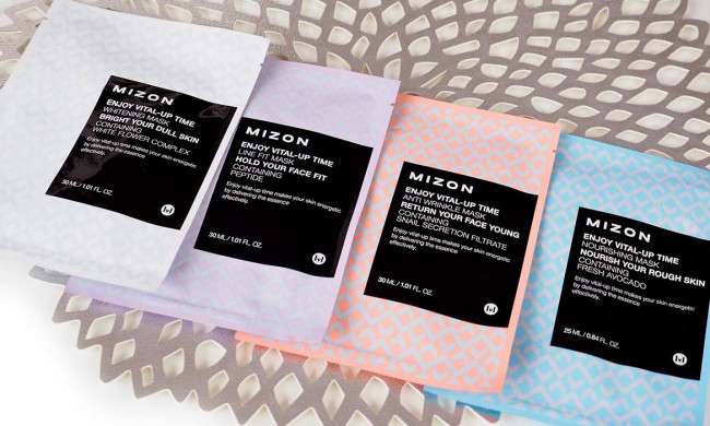 MIZON Enjoy Vital-Up Time Whitening Mask Осветляющая тканевая маска, 30 мл