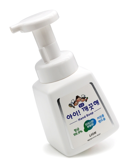 LION Жидкое пенное кухонное мыло для рук антибактериальное с ароматом базилика Ai Kekute Foam Hand Soap Kitchen, 250 мл