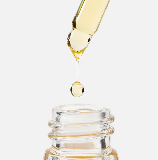 Sante Масло для ногтей и кутикулы Интенсивное питание, 15 мл Sante Масло для ногтей и кутикулы Интенсивное питание, 15 мл