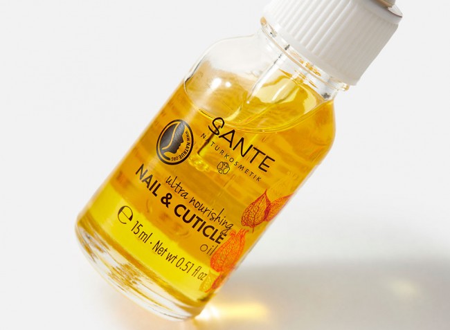 Sante Масло для ногтей и кутикулы Интенсивное питание, 15 мл Sante Масло для ногтей и кутикулы Интенсивное питание, 15 мл