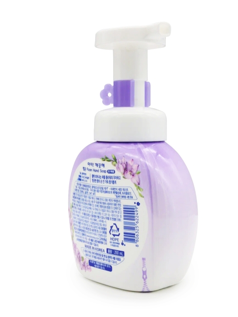 LION Жидкое пенное антибактериальное мыло для рук с ароматом фиалки Ai Kekute Foam Hand Soap Blooming Purple, 250 мл LION Жидкое пенное антибактериальное мыло для рук с ароматом фиалки Ai Kekute Foam Hand Soap Blooming Purple, 250 мл