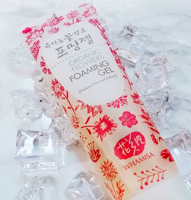 Whamisa Organic Flowers Foaming Gel Пенящийся гель для умывания на основе цветочных ферментов, 133 г Whamisa Organic Flowers Foaming Gel Пенящийся гель для умывания на основе цветочных ферментов, 133 г