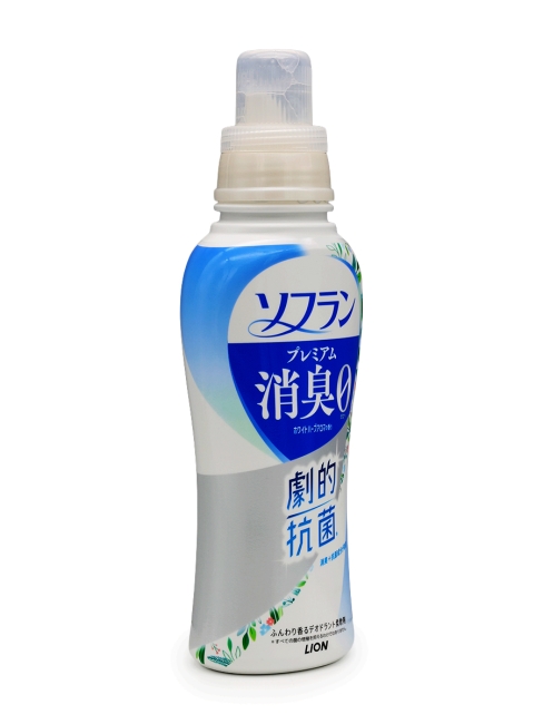 LION Кондиционер для белья антибактериальный аромат цветущего луга Soflan Premium White Herb Aroma, 510 мл